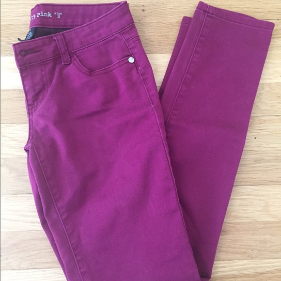magenta skinnies. - Picture 2 of 3
