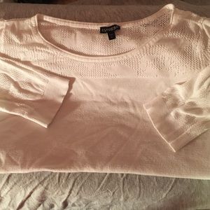 EXPRESS size large 3/4 sleeve light sweater