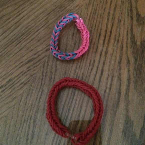 5 bracelets - Picture 2 of 3