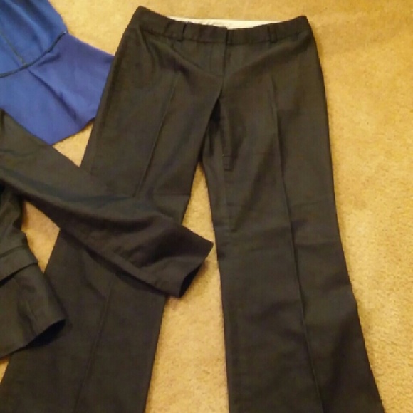 Pant suit - Picture 2 of 2