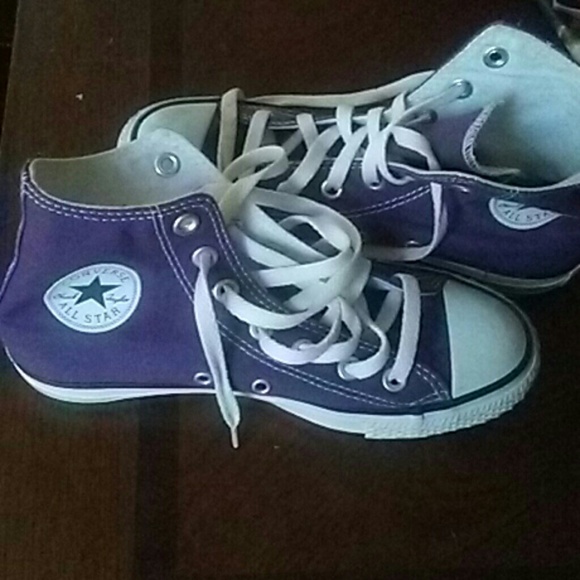 Size 6 converse