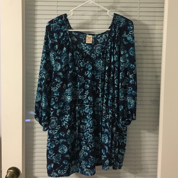 Faded Glory blue floral blouse