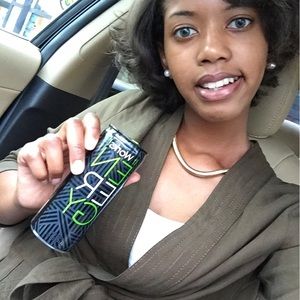 Meet your Posher, Kay