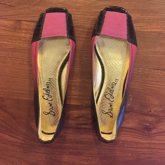 🎀 Sam Edelman fuchsia and black peep toe flats