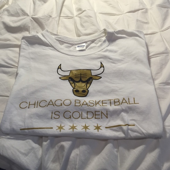 🌈RARE Chicago Bulls T Shirt