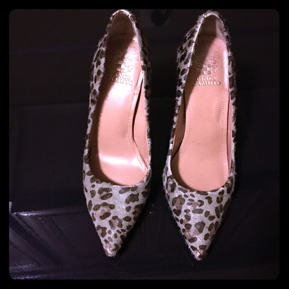 Vince Camuto shoes/ heels size 7.5