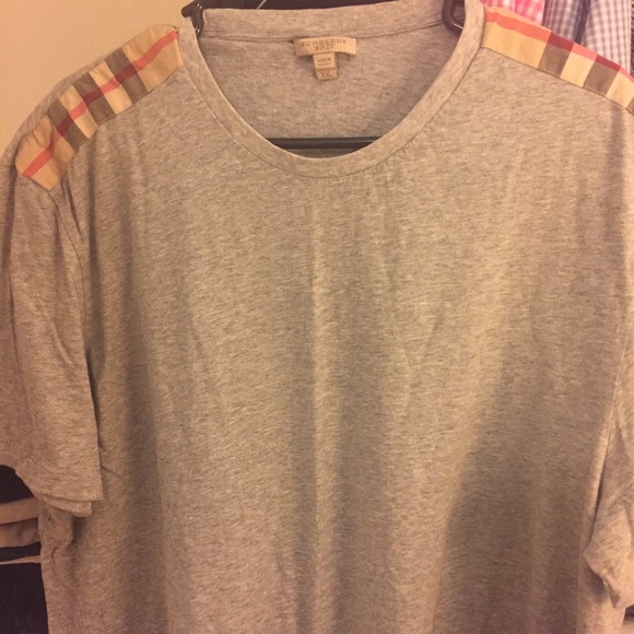 Men's Burberry T shirt