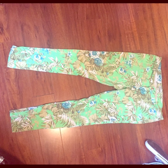 Neon green flower print pants size7/8