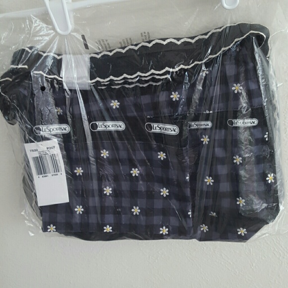 NIB Sportsac classic hobo in hello daisy
