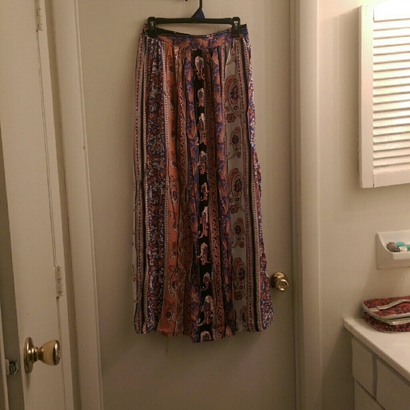 Beautiful boho maxi skirt.