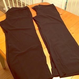 2 pairs of Daisy Fuentes women dress pants