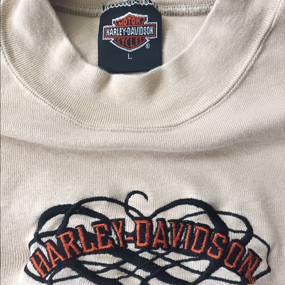 Harley Davidson Woman's L/S Top - Picture 2 of 3
