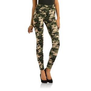 Kardashian Kollection Leggings 🌿