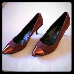 Kenneth Cole Pumps