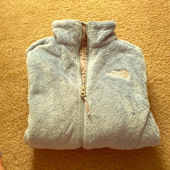 Light blue fuzzy north face xs