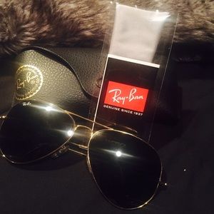 RAY- BAN