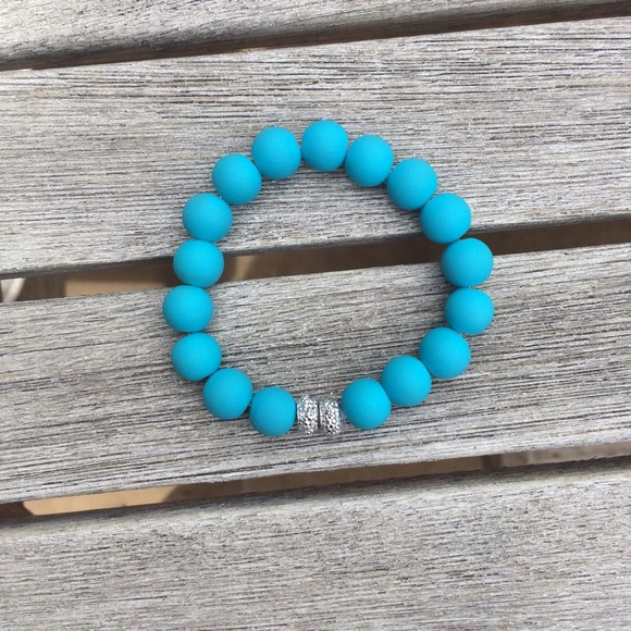 Blue beaded bracelet