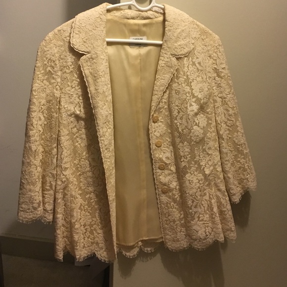 London Designed Lace Blazer - Picture 2 of 3