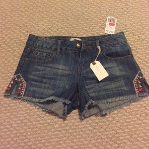 NWT Forever 21 Jean Shorts with Design on Sides