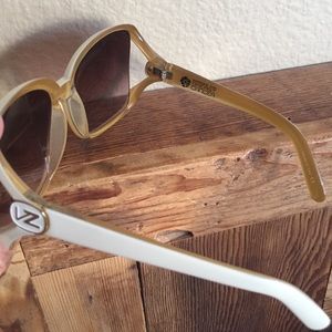 Oversized Von Zipped sunglasses