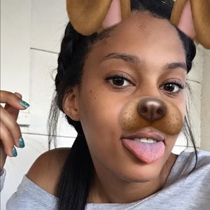 Meet your Posher, Lyndsey