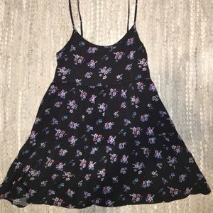 American eagle 3 tear flouncy dress