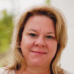 Meet your Posher, Tonia