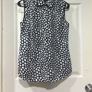 Black and white hearts