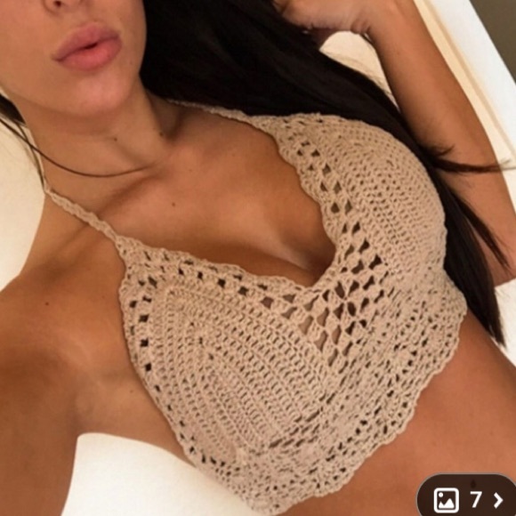 🆕 Crochet Halter Bralette Top - Picture 2 of 4