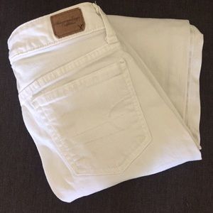 AE White Jeggings