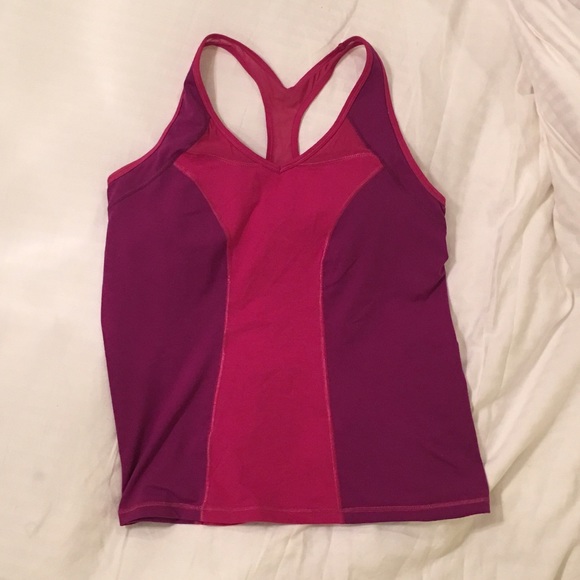 Vibrant Zella workout top