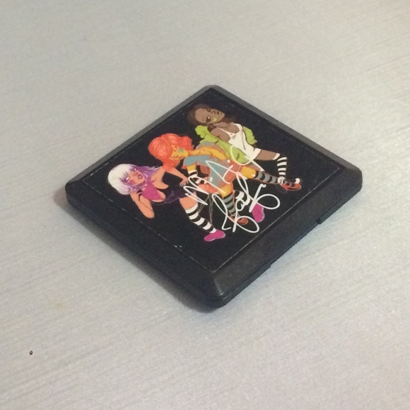 MAC Fafi Palette - Picture 1 of 4