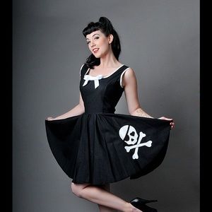 Black skull party dress