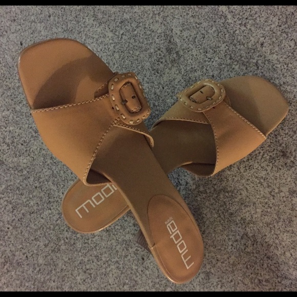 Shoes, mules