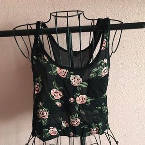 Black flower tank
