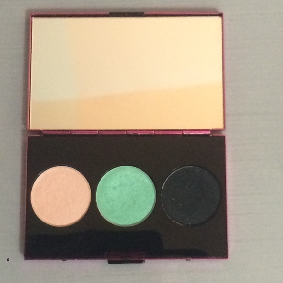 MAC Heatherette Palette - Picture 2 of 2