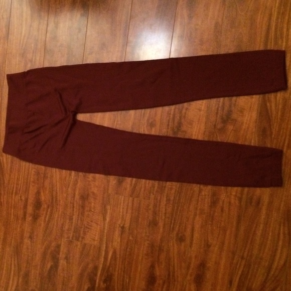 Fleece Lined Maroon Charlotte Russe Leggings M/L