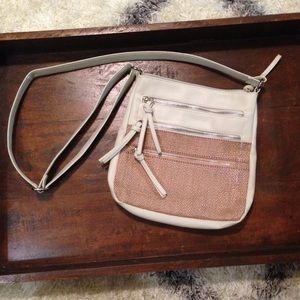 💥💥💕Cross-body Purse💕💥💥