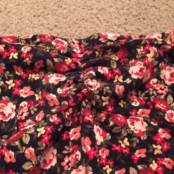Floral Tube Top - Picture 4 of 4