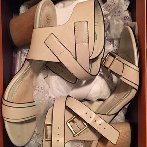 Isola shoes- only worn once! Size 7.5  $88