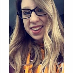 Meet your Posher, Tori