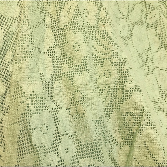 Beautiful Mint Green Lace Urban Outfitters Skirt - Picture 2 of 4