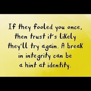 Meet your Posher, Lina