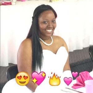 Meet your Posher, Dazia