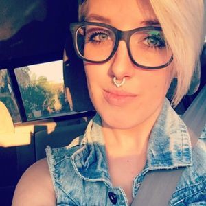 Meet your Posher, Brooke