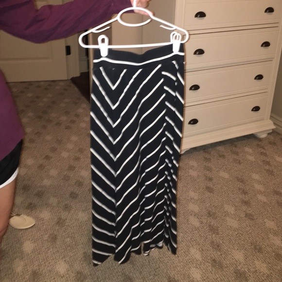 maxi skirt