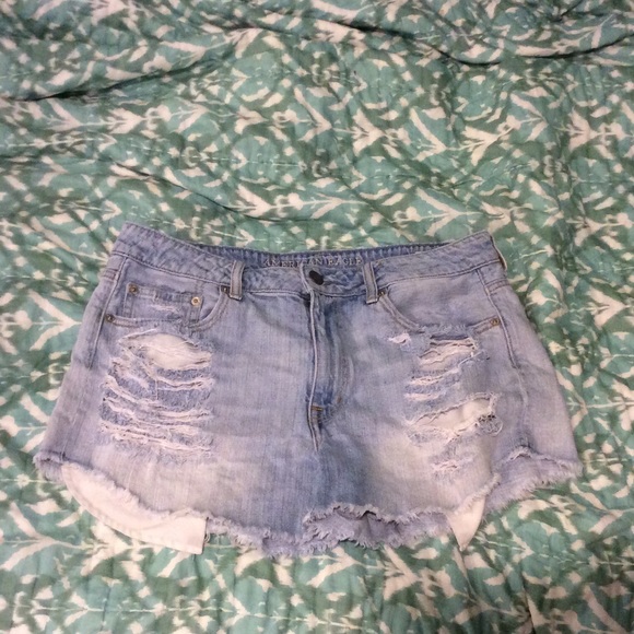 Light wash denim festival shorts, American Eagle