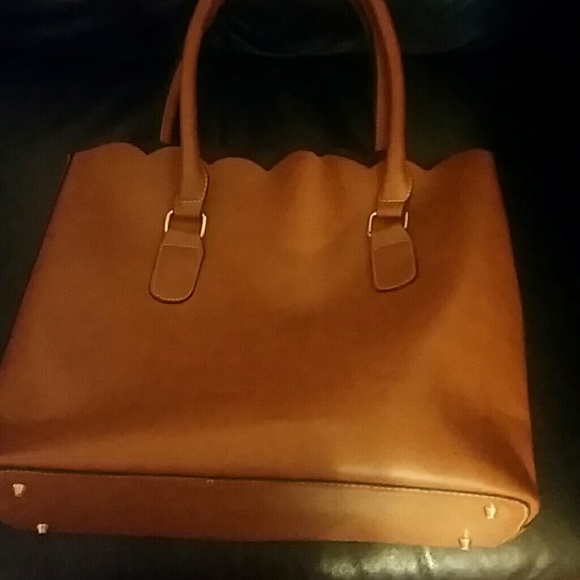 SOLD🎉🎉🌺BEAUTIFUL BAG!!! BRAND NEW! - Picture 2 of 4