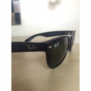 RayBans 'New Wayfarer'
