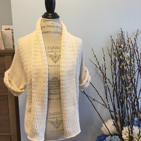 Short sleeve cream sweater jacket